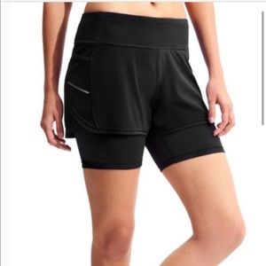 Athleta 2 in 1 Black Running shorts
